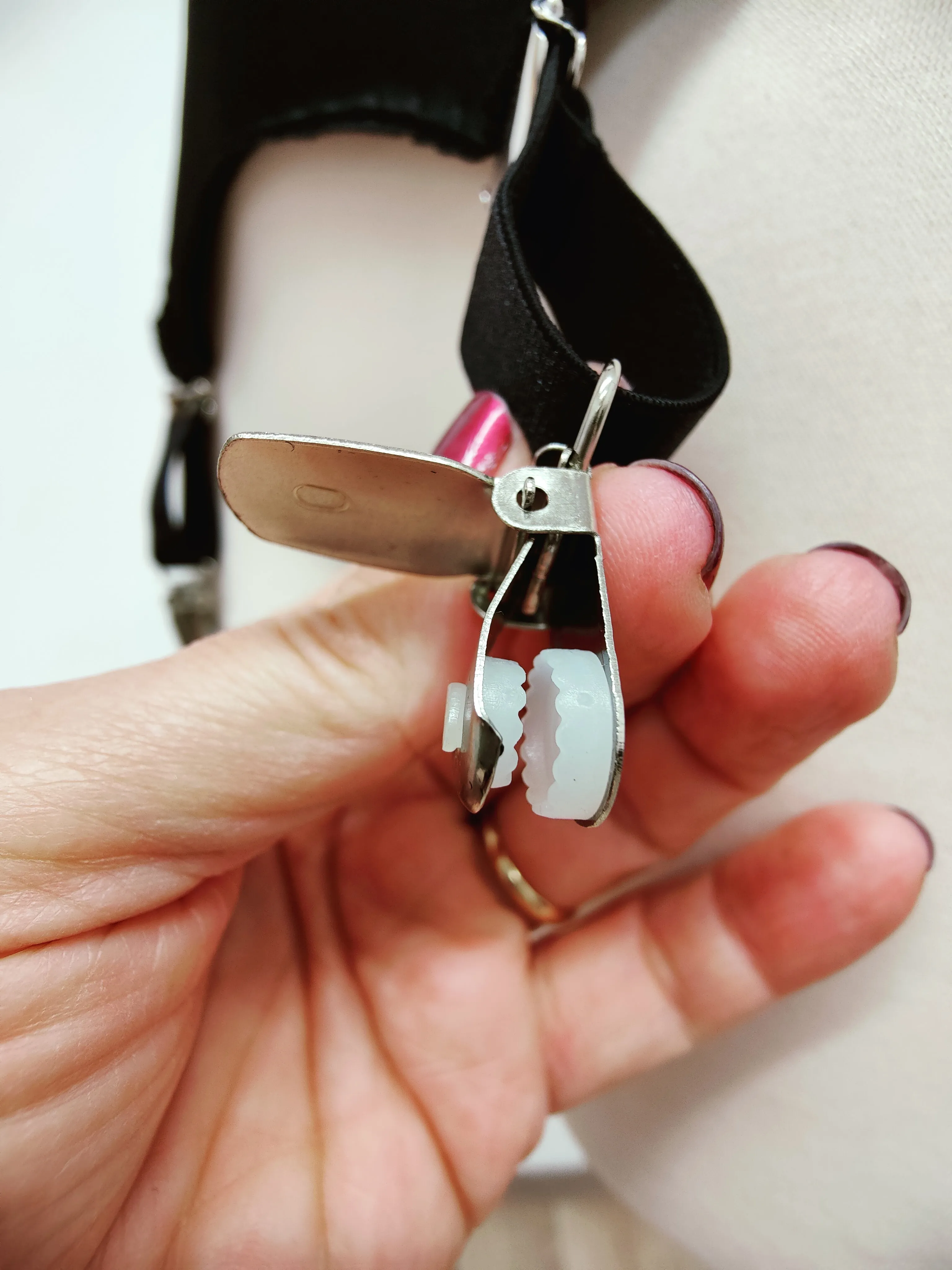 Metal Garter Clips for garter suspender straps - set of 4